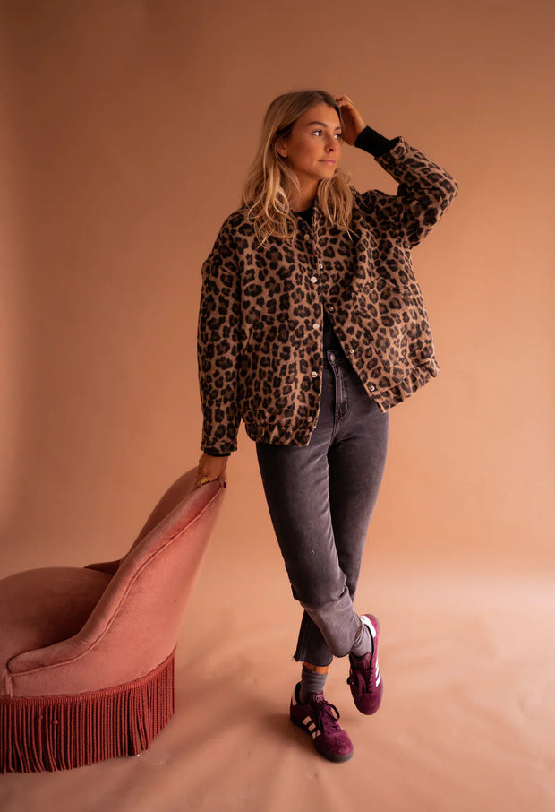 Leopard Bomber